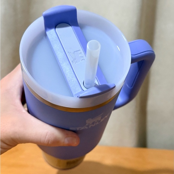 Stanley Hydrangea Flowstate 40oz Quencher H2.0 Tumbler - Picture 5 of 6